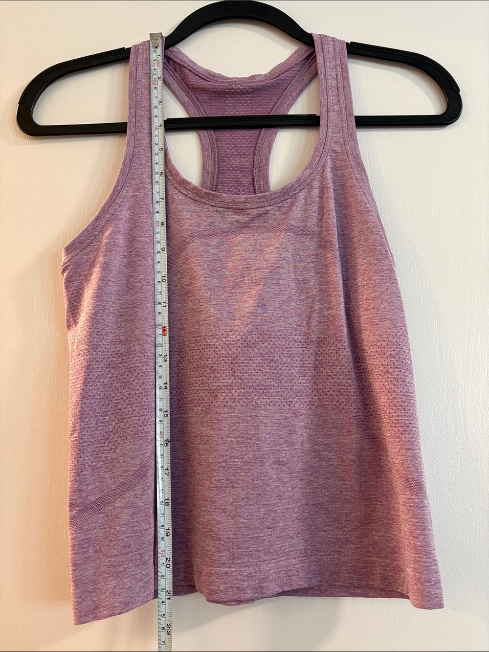 Lululemon 6 Lilac Waist Length Tank Top